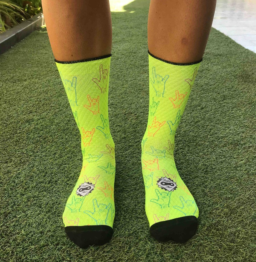 calcetines por delante