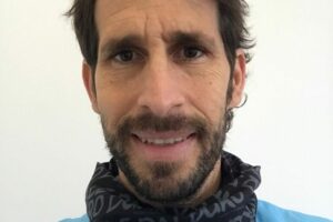 Braga de cuello negra dale duro