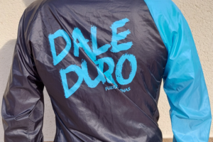 Cortavientos dale duro parte atrás